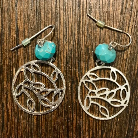 🤑3/$18 Lot of 5 Pair Earrings - Picture 8 of 10